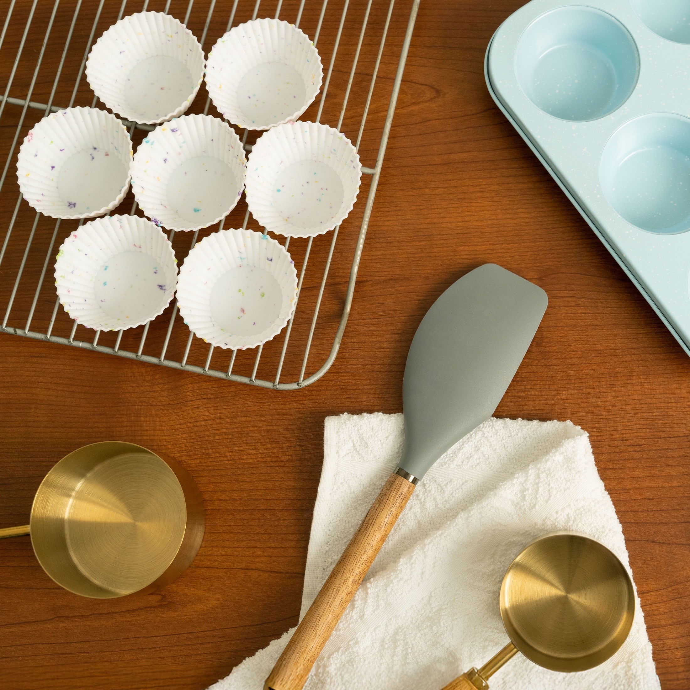 Innovative Reusable Non-Stick Silicone Baking Cups (12 Pack) - Standard Size - Confetti - Premium Stainless Steel Garlic Presser & Peeler Detail